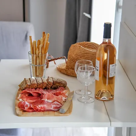 Aparthotel Les Du Pecheur - Hypercentre - Clim - Trip Ajaccio (Corsica)